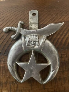 Massoni Shriners Mezzaluna Stella Spada Targhetta Patente Metallo Fuso 4 x 5" - Foto 1 di 4