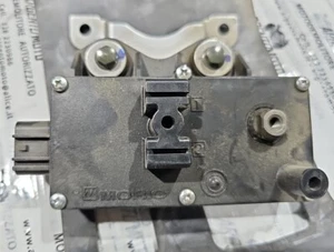 motor auspuffventil yamaha yzf r6 2C0858200000 - Bild 1 von 2