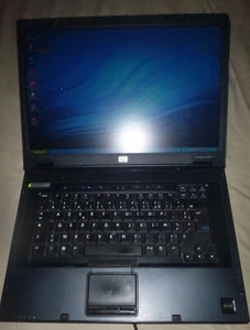 VINTAGE RETRO GAMING PORTABLE HP Compaq NQ8430 DC2G/2GB/Radeon X1600/160G WinXP - Photo 1/1