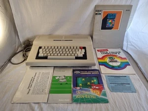 RARE VINTAGE TANDY TRS 80 COCO 2 COMPUTER SYSTEM - Picture 1 of 24
