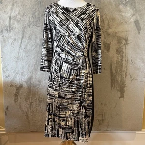 Liz Claiborne Minimalist Monochrome Stretch Ruched Sheath Dress Sz 8 - Picture 1 of 9