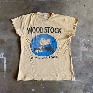 MADEWORN BRAND WOODSTOCK MUSIC FESTIVAL 60s VINTAGE STYLE T-SHIRT ADULT SZ S - Picture 1 of 8