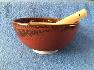 GRINDING BOWL Grooved Interior Clay Ceramic w/ Wooden Pestle Horchow Japan - Picture 1 of 6