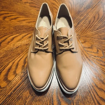 Zapato de plataforma Aldo para mujer cuero genuino tostado nuevo sin etiqueta talla 8 Foto 1 de 4