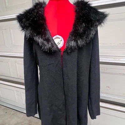 人造毛皮领黑色针织开衫掸子开襟外套 — 第 1/4 张图片