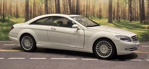1:18 AUTOart Mercedes-Benz CL-Klasse weiß Diecast Modell **LESEN** - Bild 1 von 18