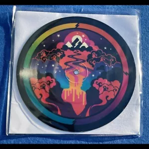 INVINCIBLE / GLORIOUS by Muse ( 7" Picture Disc Vinyl Single 2007 UK P&P ) - Picture 1 of 5