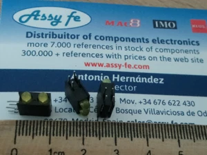 LED YELLOW 2UNIT CONNECTOR 4PIN 660-019-000 DL3 DL6 AMARILLO JUNTOS CON CONECTOR - Imagen 1 de 1