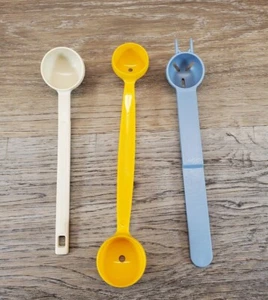 Tupperware Olive Melon Scoop Spoons Lot of 3 NEW NOS "Free Shipping" - Picture 1 of 6