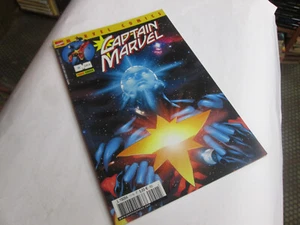 CAPITAIN MARVEL .11 . .MARVEL..2002 .. - Foto 1 di 1