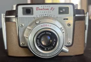 Macchina fotografica vintage 1954-1957 Eastman Kodak Co Bantam RF 35 mm con custodia in pelle - Foto 1 di 14