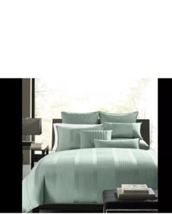 Hotel Collection Stripe Full/Queen Duvet SET (3) PCS Color Green (store display) - Picture 1 of 3