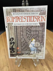 Rumpelstiltskin Grimm Edith H Tarkov  Illus Edward Gorey 1973 Book Paperback - Bild 1 von 6