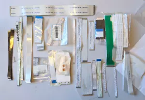 FLACHE FLEXIBLE ÜBERBRÜCKUNGSKABELFOLIEN. SORTIERT. Für Fernseher, Audio, CD. NEU.USA SALE. - Bild 1 von 8