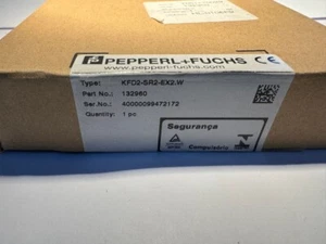 Pepperl Fuchs KFD2-SR2-EX2.W 132960 Kanaltrennsperre - Bild 1 von 2