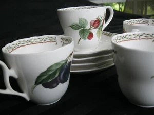 4 tazas y platillos Noritake Royal Orchard (9416) - Imagen 1 de 5