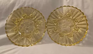 Federal Glass Yellow Luncheon Plates Set Of 2 8 In Pioneer Fruit Harvest Pattern - Picture 1 of 3