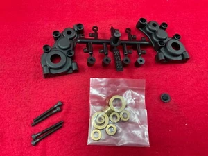TEAM ASSOCIATED RC10DS DIFF CASE + BUSHINGS differential case rc10 ds AE - Picture 1 of 2