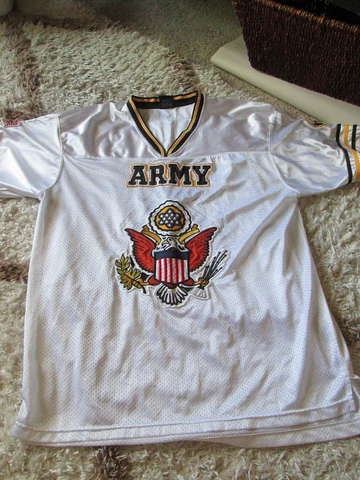 VINTAGE White/ USA UNITED STATES ARMY PROTECT & SERVE JERSEY XL Fully STITCHED Cover