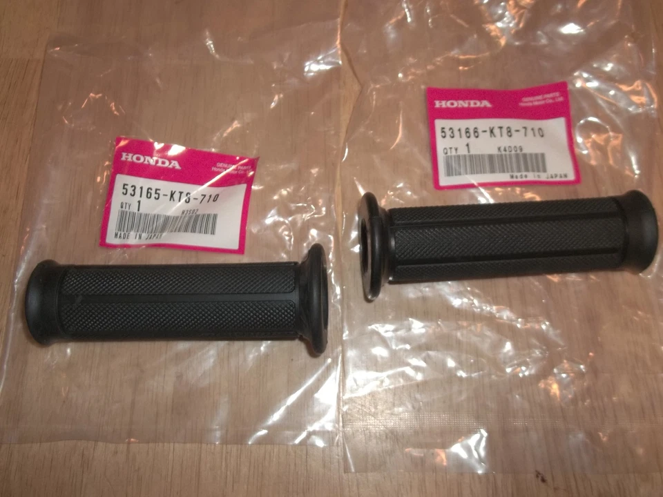 New OEM Honda Grips Interceptor 750 VFR750F NX250 CBR900RR CBR929RR CB900F CBR - Image 1 of 1