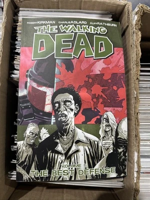 Walking Dead - Trade Paperback TPB, Vol. 5, 4th Print (2010 Image) New Unread - Image 1 of 2