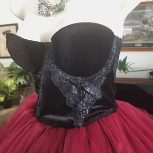 Gonna Victoria's Secret nera velluto pizzo corsetto corsetto bustier tulle TG 34C - Foto 1 di 15