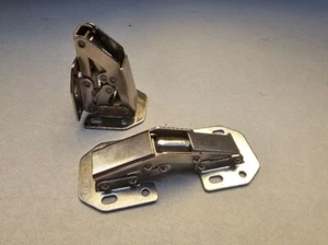 4 Stk. Gelenkscharnier Aufschraubscharnier Möbelscharnier Klappenscharnier - Bild 1 von 3