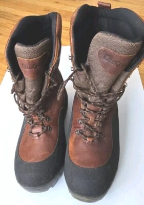 La Crosse 299760 MENS size 13 Insulated winter hunting boots. Waterproof  - Image 1 of 4