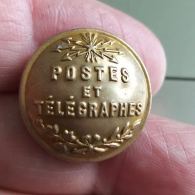 ANCIEN BOUTON UNIFORME POSTES ET TÉLÉGRAPHES D.M.R  PARIS 23mm - Photo 1/3