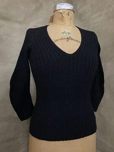 Black ITALIAN MERINO Wool V-Neck Sweater Banana Republic Fitted Rib-Knit S - Picture 1 of 6