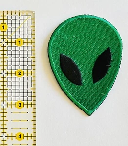 Alien Patch Iron On Extra Terrestrial - Picture 1 of 8