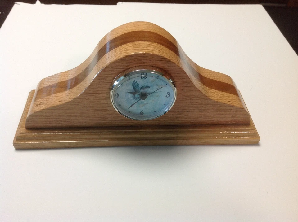 Reloj Estante Escritorio Roble Colibrí Madera Hecho a Mano Foto 1 de 4