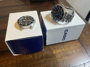 (Lot of 2) Casio Quartz Watches Duro Black and Blue Dials with Islander Bracelet - Picture 1 of 15