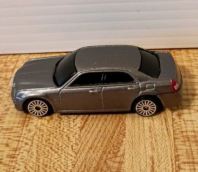 Maisto Chrysler 300C Hemi Silver 1 / 64 Scale Loose Car Diecast - Image 1 of 4
