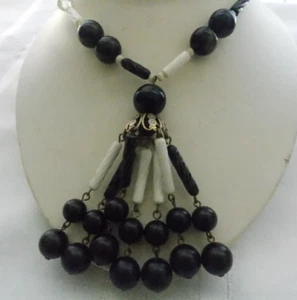 White & Black Bead Aurora Borealis Dangles Pendant Necklace #O66 - Picture 1 of 5