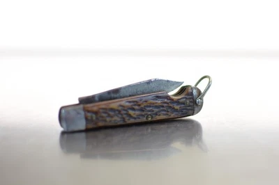 Navaja de bolsillo de hueso Camillus "Easy Open" de 1930 rara de 2 hojas Foto 1 de 4