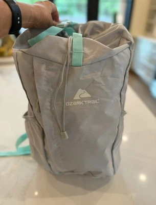 Ozark Trail Lightweight Corsicana Hydration 20L Gray/Mint - Image 1 of 4