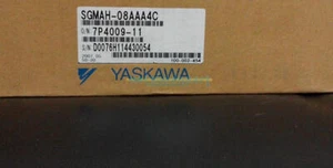 1PCS NEW YASKAWA Servo Motor SGMAH-08AAA4C - Picture 1 of 1