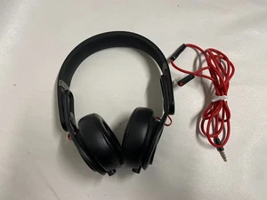 Beats by Dr. Dre Mixr - On Ear Kabelgebundene Kopfhörer Schwarz Rot - Bild 1 von 12
