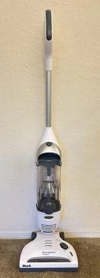 Shark SV1106 Navigator Freestyle Upright Bagless Cordless Stick Vacuum / Tested! - Image 1 of 4