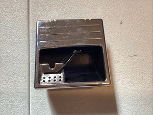 2012-2016 MERCEDES-BENZ E CLASS CENTER CONSOLE ASHTRAY INSERT A2128100430 OEM - Bild 1 von 9
