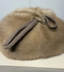 Vintage Fur Hat Real Rabbit Foot And Hat Clips  Union Made in USA - Picture 1 of 14