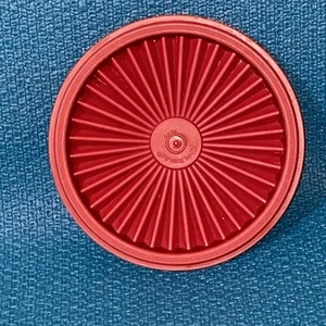 Vintage Tupperware Starburst Deckel Ersatz rot 812 5" Deckel - Bild 1 von 3