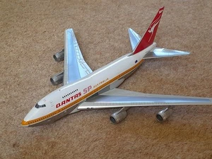 InFlight200 Boeing 747SP Qantas Australia VH-EAA Model - Picture 1 of 13
