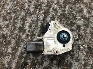 Audi Q7 2007-09 Rear Left Passenger Side Window Regulator Motor 4L0959801B - Picture 1 of 3