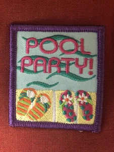 Pfadfinderinnen (GSA) - Brownies - Pool Party - Activity Fun Patch Abzeichen - NEU - Bild 1 von 2