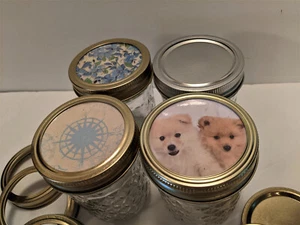 Lote de 4 tarros de vidrio de mermelada de gelatina cristalina acolchada con bola más 8 tapas/anillos NUEVO - Imagen 1 de 3