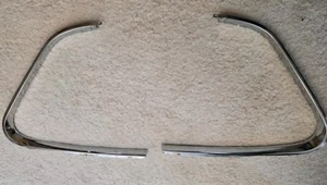 Ford Galaxy 1968 Rear Quarter Window Rim - Bild 1 von 4