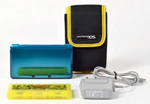 Nintendo 3DS Konsole,Aqua-Blau/Türkis,inkl. 4 Spiele und Zubehörpaket - Bild 1 von 17