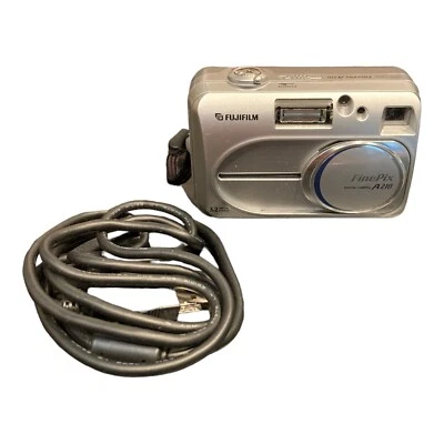 Fujifilm FinePix A210 3.2MP Digital Camera Silver Tested Working Adult Used - Image 1 of 4